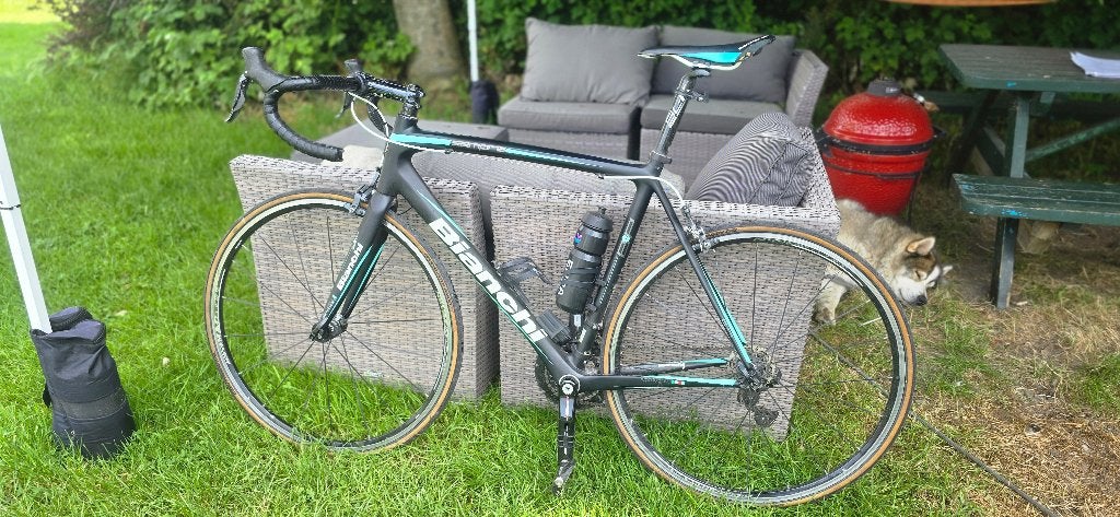 Bianchi full carbon elektrische schakelen plus full garmin, Fietsen en Brommers, 53 tot 57 cm, Ophalen, Gebruikt, Overige merken