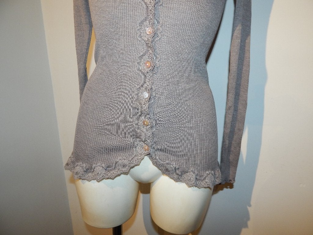 Rosemunde fijn vestje chique kant knoopjes zijde katoen L, Kleding | Dames, Overige kleuren, Verzenden, Maat 42/44 (L), Nieuw