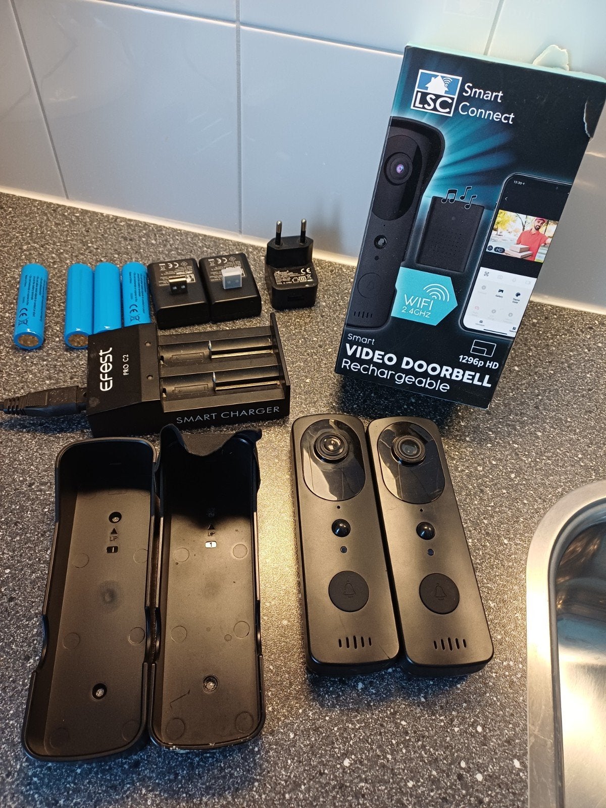 LSC Smart Connect Deurbelcamera's (2 stuks) met accessoires, Audio, Tv en Foto, Videobewaking, Ophalen of Verzenden