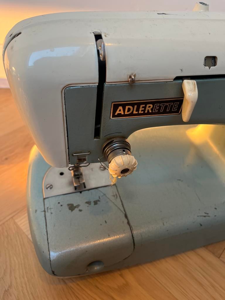 Adlerette naaimachine, Hobby en Vrije tijd, Naaimachines en Toebehoren, Gebruikt, Naaimachine, Overige merken, Ophalen of Verzenden