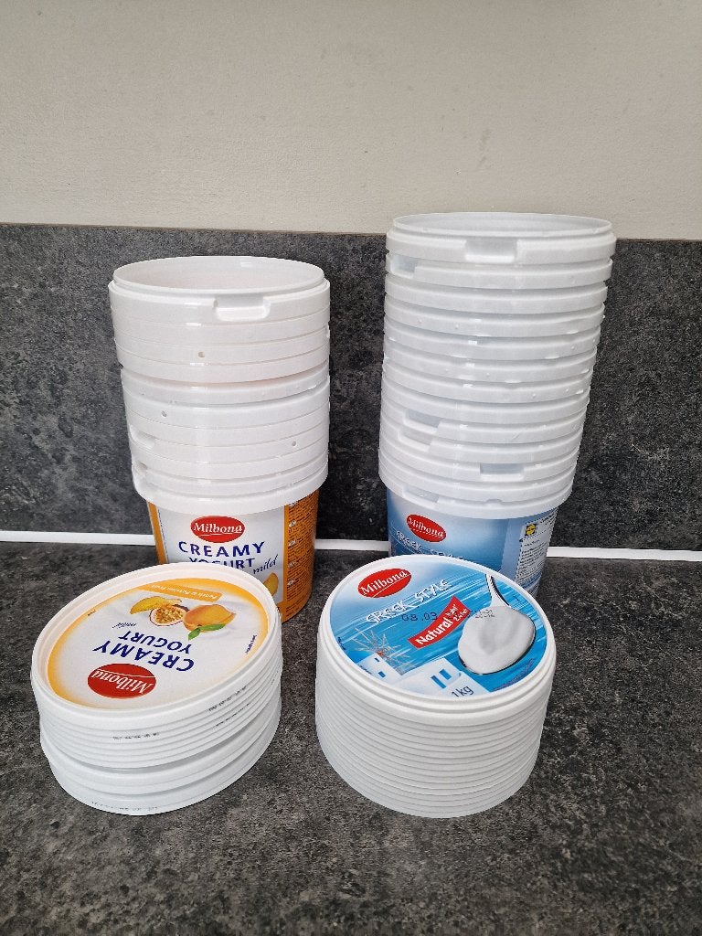 Lege yoghurtbekers met deksel 27 stuks, Ophalen, Gebruikt, Overige thema's, Kunststof