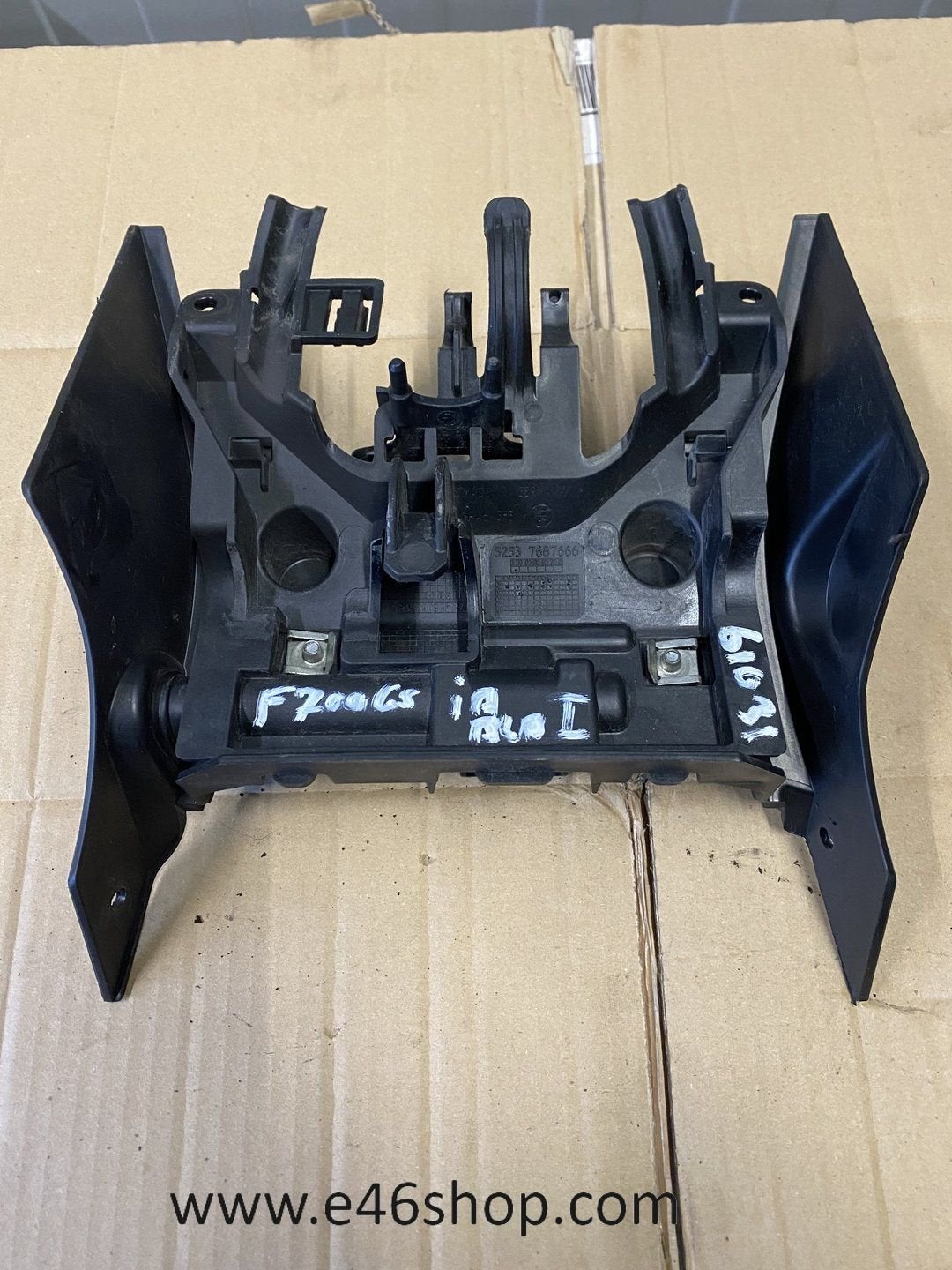 PLASTIC KAP / HOUDER ABS POMP BMW F700GS OE 7687666, Motoren, Gebruikt, -, -, Ophalen of Verzenden