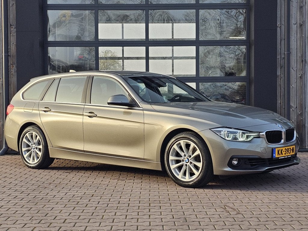 BMW 3 Serie Touring 320i Centennial High Executive | Automaa, Auto's, BMW, Automaat, 1998 cc, Euro 6, 4 cilinders