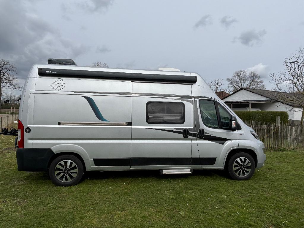 Knaus Boxstar Solution 4 buscamper met hefbed (4 personen), Buscamper of Camperbus, Ringverwarming, Fiat, Luifel