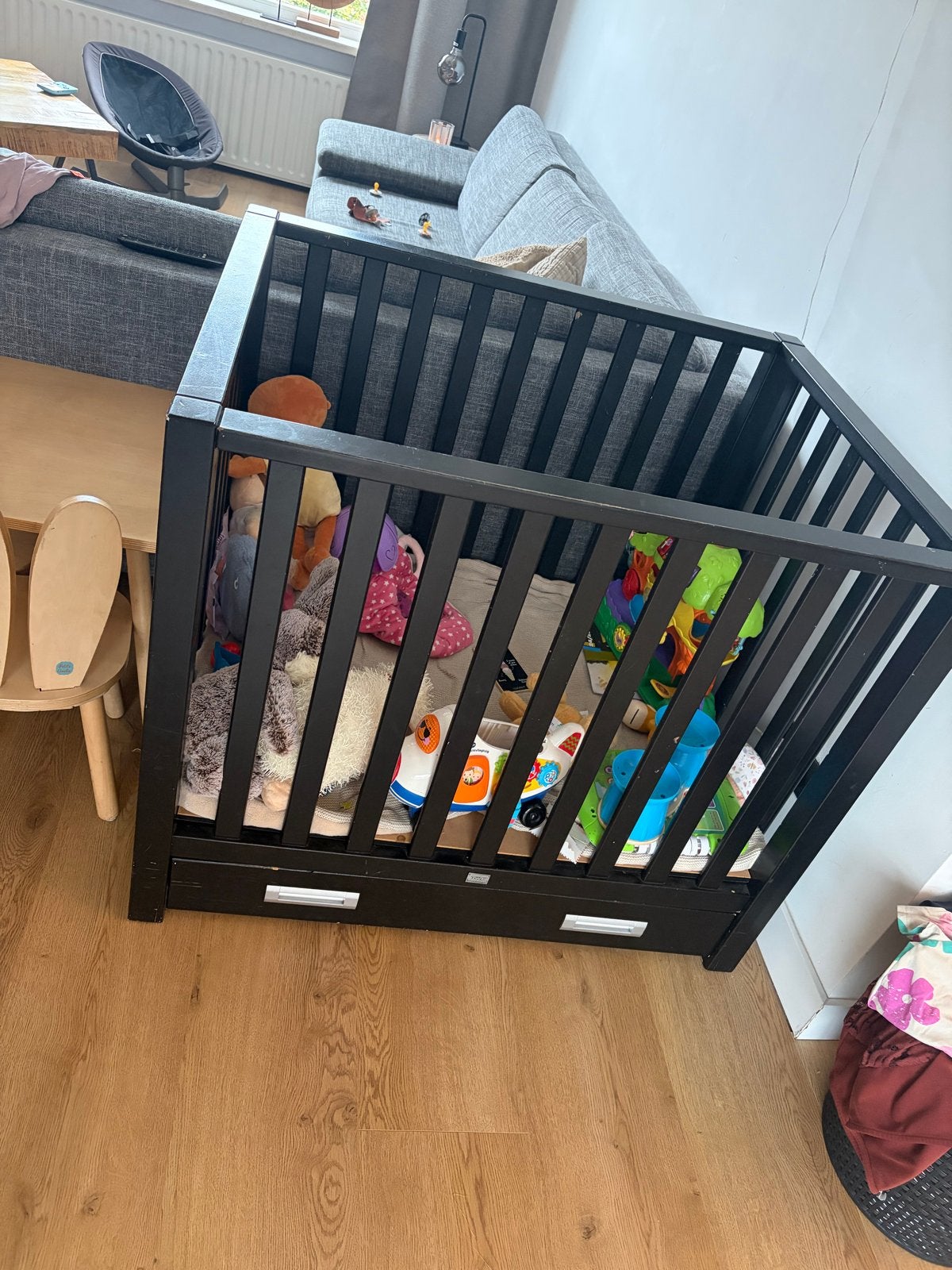 Zwarte box met lade en boxkleed, Kinderen en Baby's, Ophalen, Gebruikt, Vierkant, Boxkleed