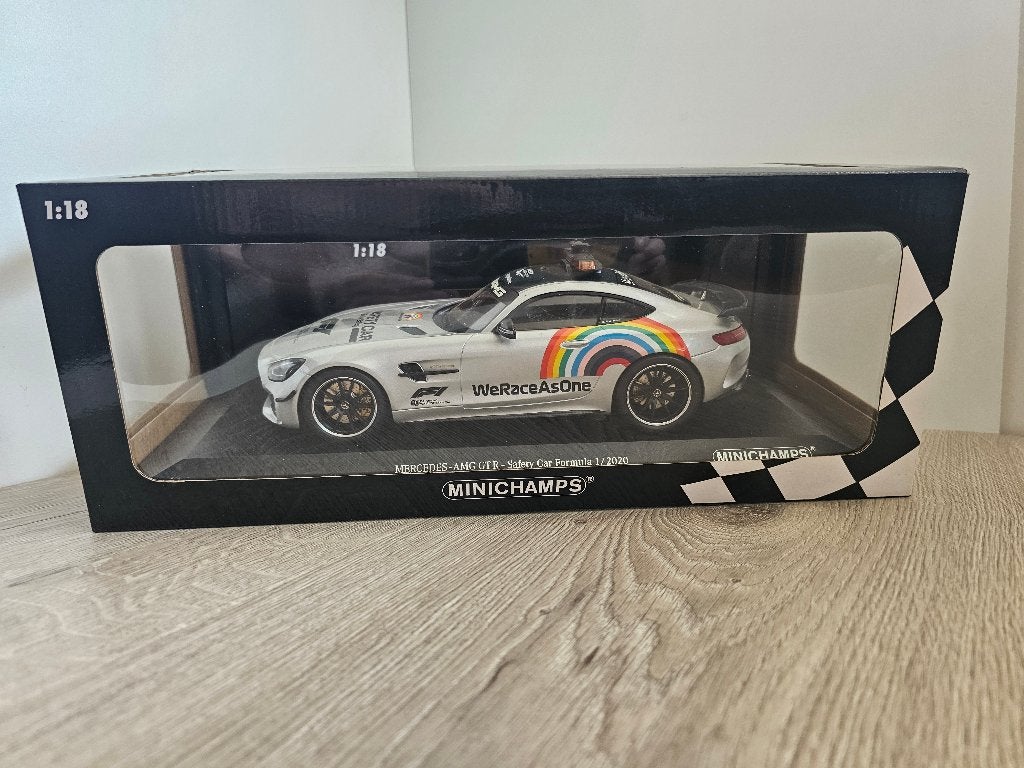 SALE: Mercedes-AMG GTR, Safety Car F1, 2020. Minichamps., Ophalen of Verzenden, Zo goed als nieuw, Formule 1