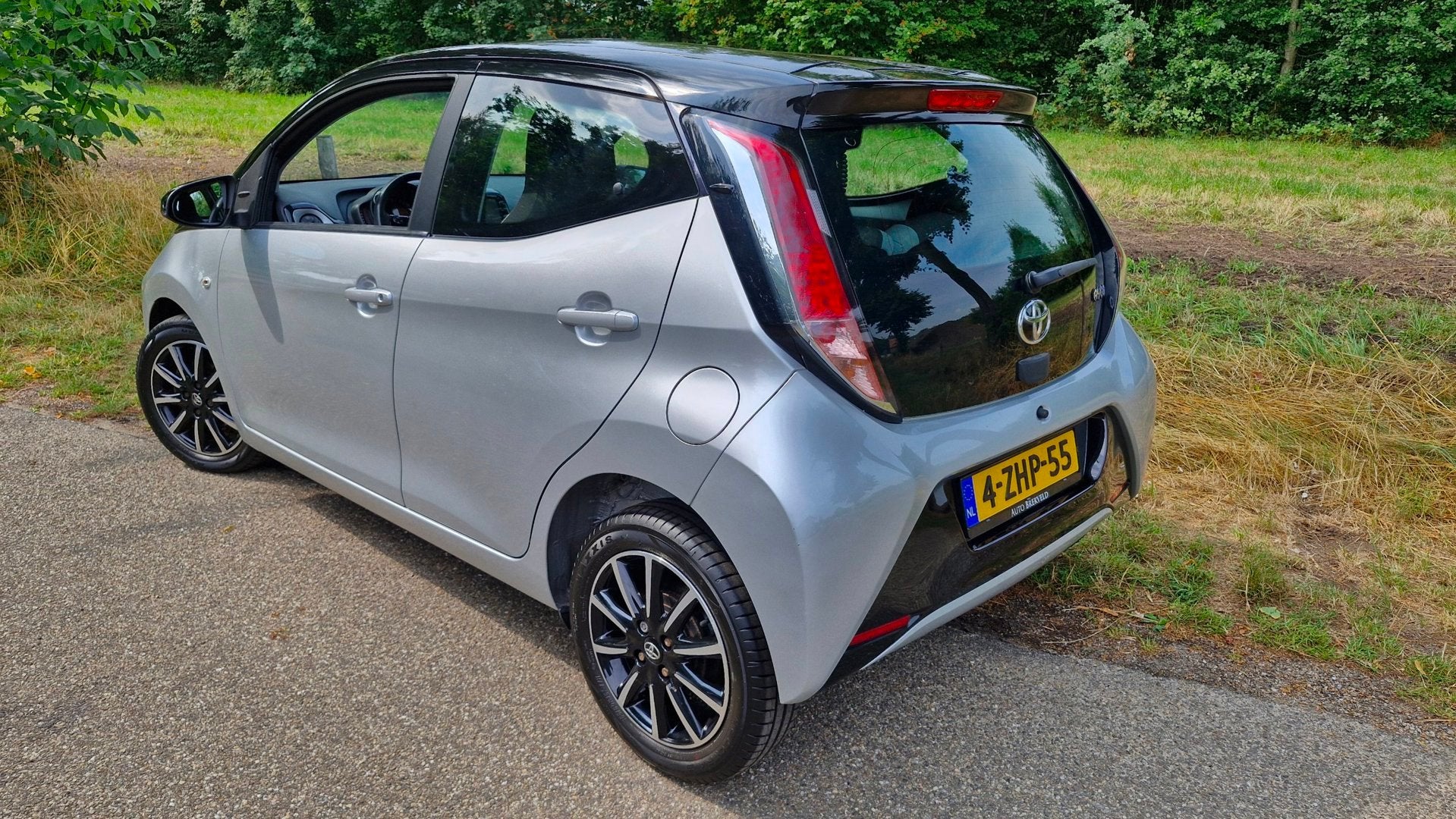 Toyota Aygo 1.0 VVT-i x-play 69PK | Rijklaar | Camera | Crui, Voorwielaandrijving, Euro 5, Stof, Gebruikt