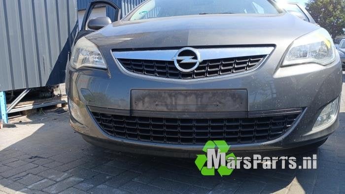 Voorbumper van een Opel Astra, Gebruikt, -, -, Opel
