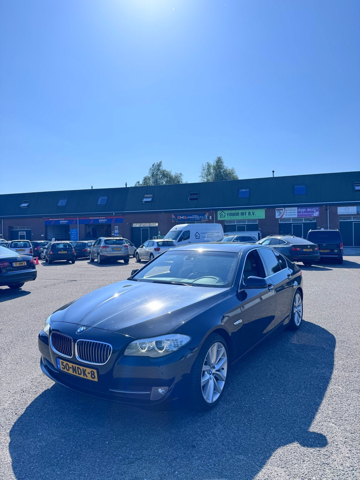 BMW 5-Serie 3.0 I 528 AUT 2010 Zwart, Auto's, BMW, Achterwielaandrijving, Origineel Nederlands, Particulier, Sedan