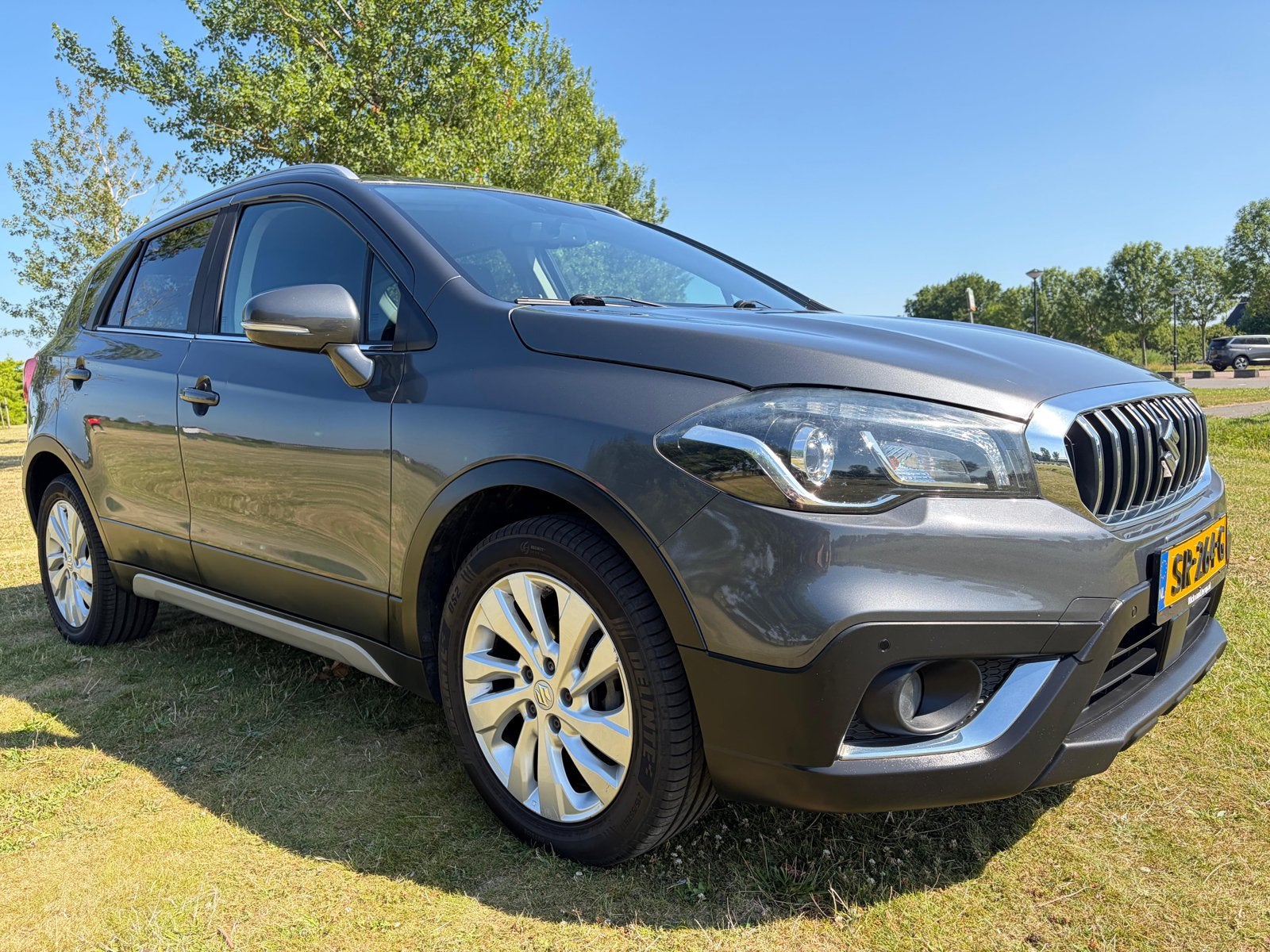 Suzuki S-Cross