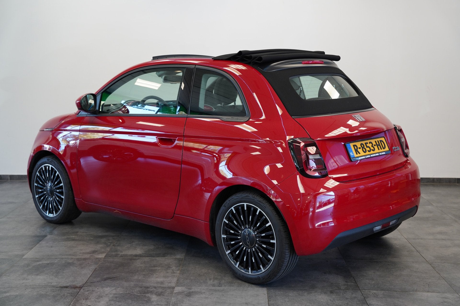 Fiat 500C Icon 42 kWh Cruise/Climate Cabrio ROSSO PASSIONE N, Auto's, Stof, 4 stoelen, Automatische klimaatregeling, Te koop