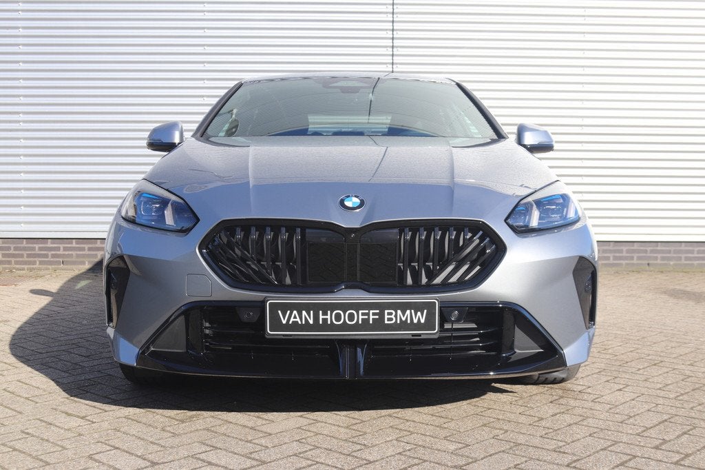 BMW 2 Serie Gran Coupé 220 M Sport Automaat / Panoramadak /, Stoelverwarming, Zwart, 156 pk, Bedrijf