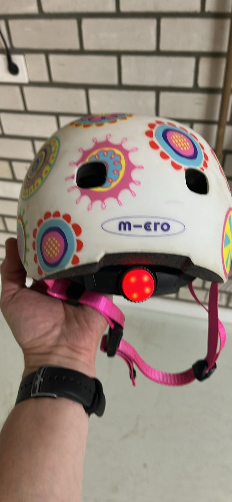 Micro kinderfietshelm met LED-licht - 52-56 cm, Fietsen en Brommers, Ophalen of Verzenden, Gebruikt, Overige maten, Jongen of Meisje