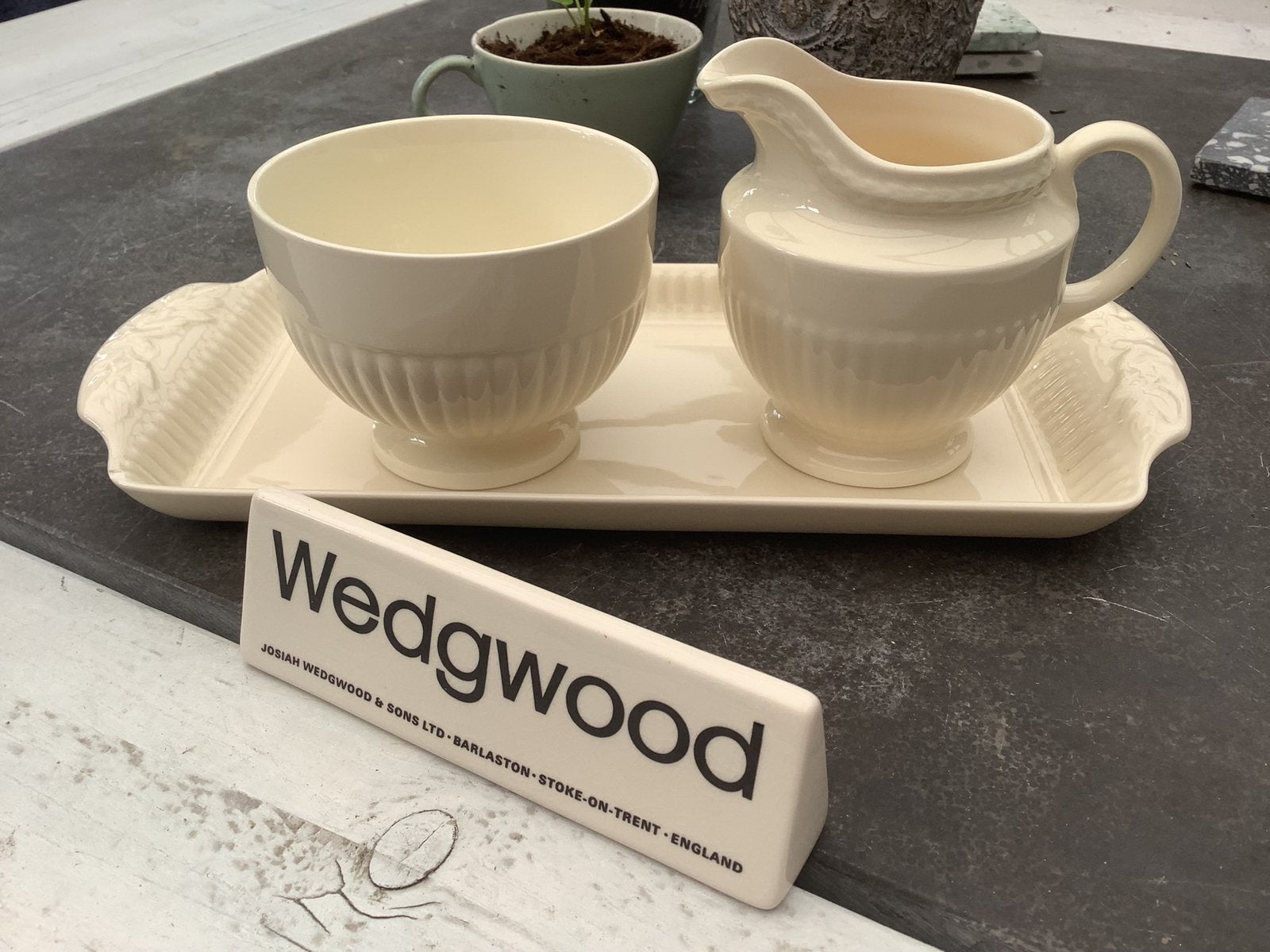 Roomstel met onderblaadje van WEDGWOOD EDME, Ophalen of Verzenden, Zo goed als nieuw, Wedgwood