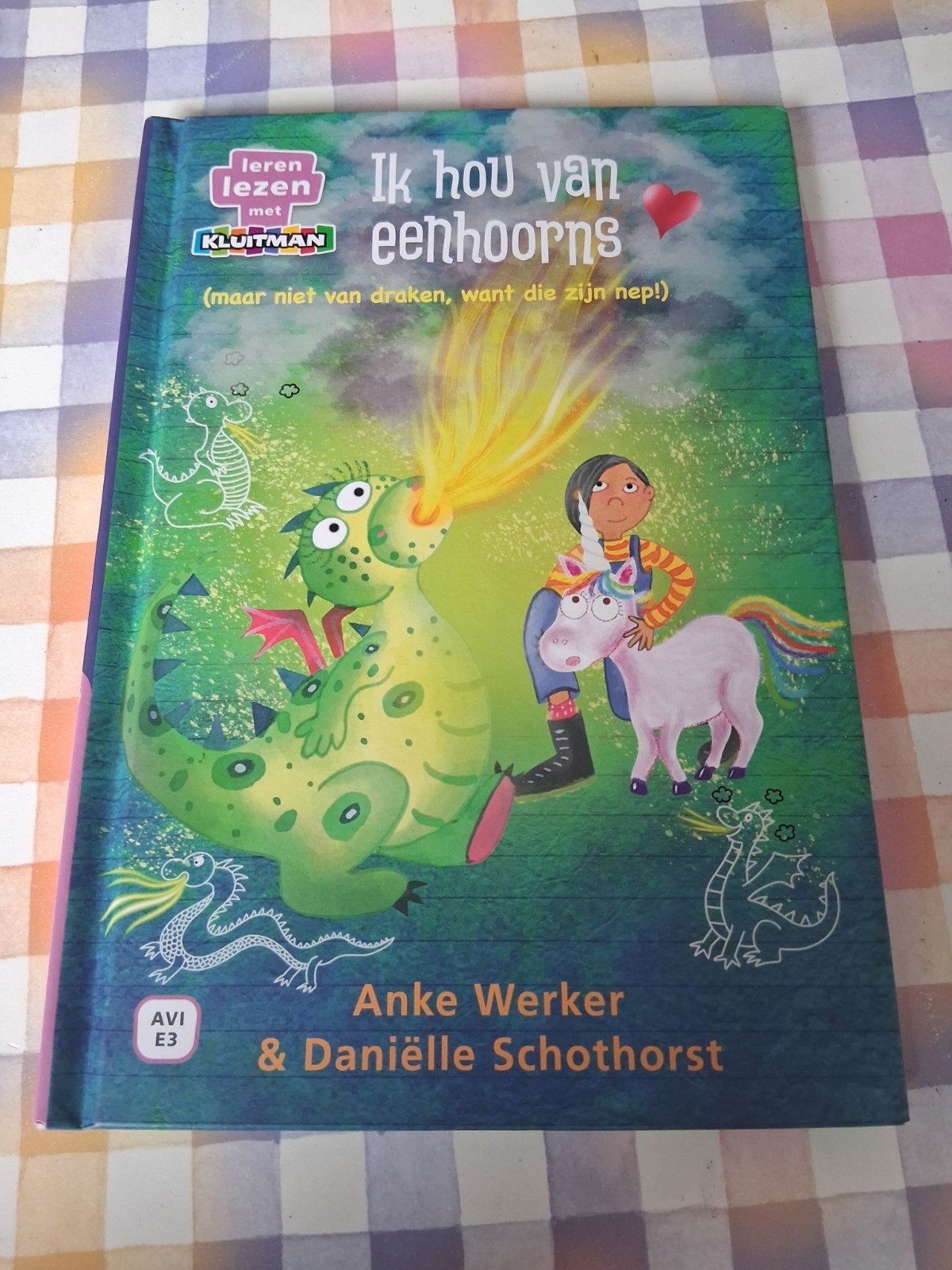 boek danielle schothorst - ik hou van eenhoorns - avi E3, Ophalen of Verzenden, Gelezen, Fictie algemeen