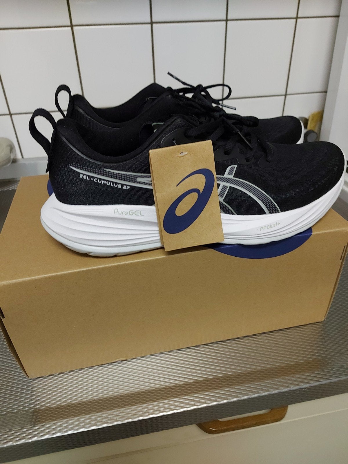 Asics Gel Cumulus 27 Heren Maat 44,5 NIEUW, Ophalen of Verzenden, Nieuw, Hardloopschoenen, Asics