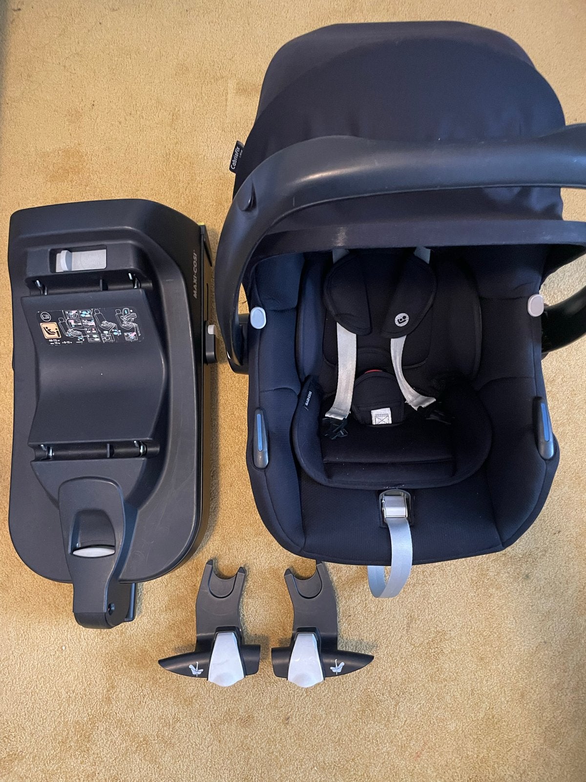 Maxi-Cosi CabrioFix i-Size + ISOFIX Base + Bugaboo Adapters, Ophalen, Gebruikt, Zijbescherming, Isofix