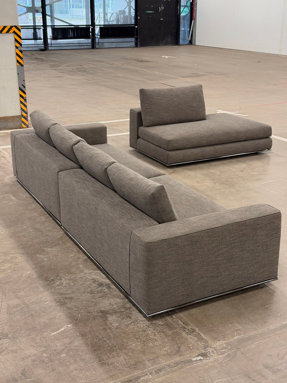 Minotti Hamilton Hoekbank | Bruin | NIEUWSTAAT + GARANTIE, Overige materialen, Hoekbank, 300 cm of meer, Ophalen of Verzenden