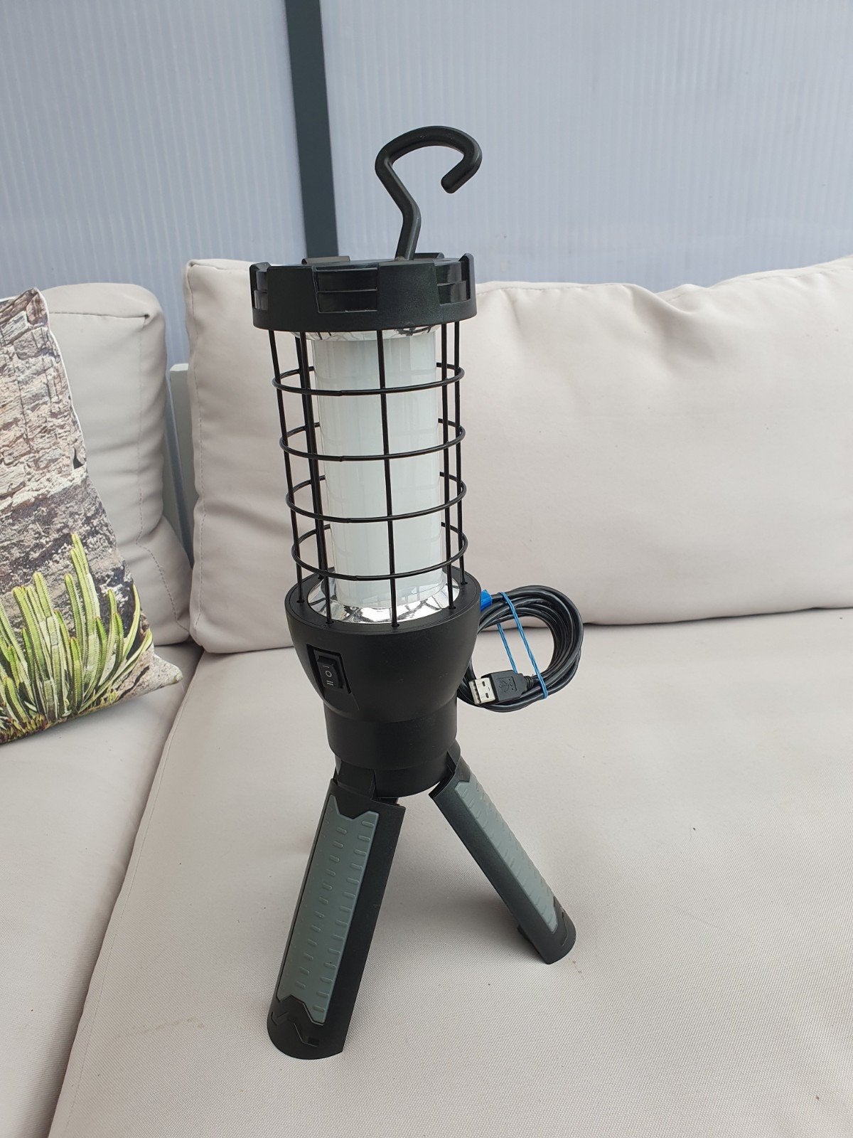 Oplaadbare campinglamp, Ophalen of Verzenden, Accu