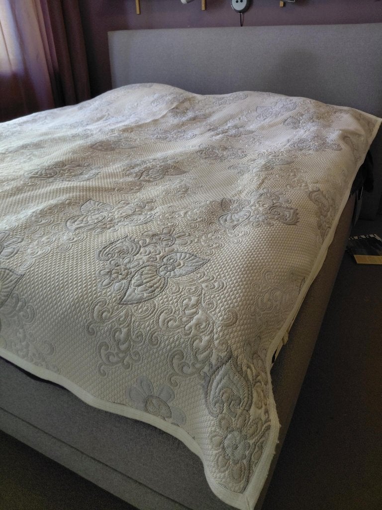 Mooie klassieke bedsprei, Ophalen, Zo goed als nieuw, Tweepersoons, Sprei