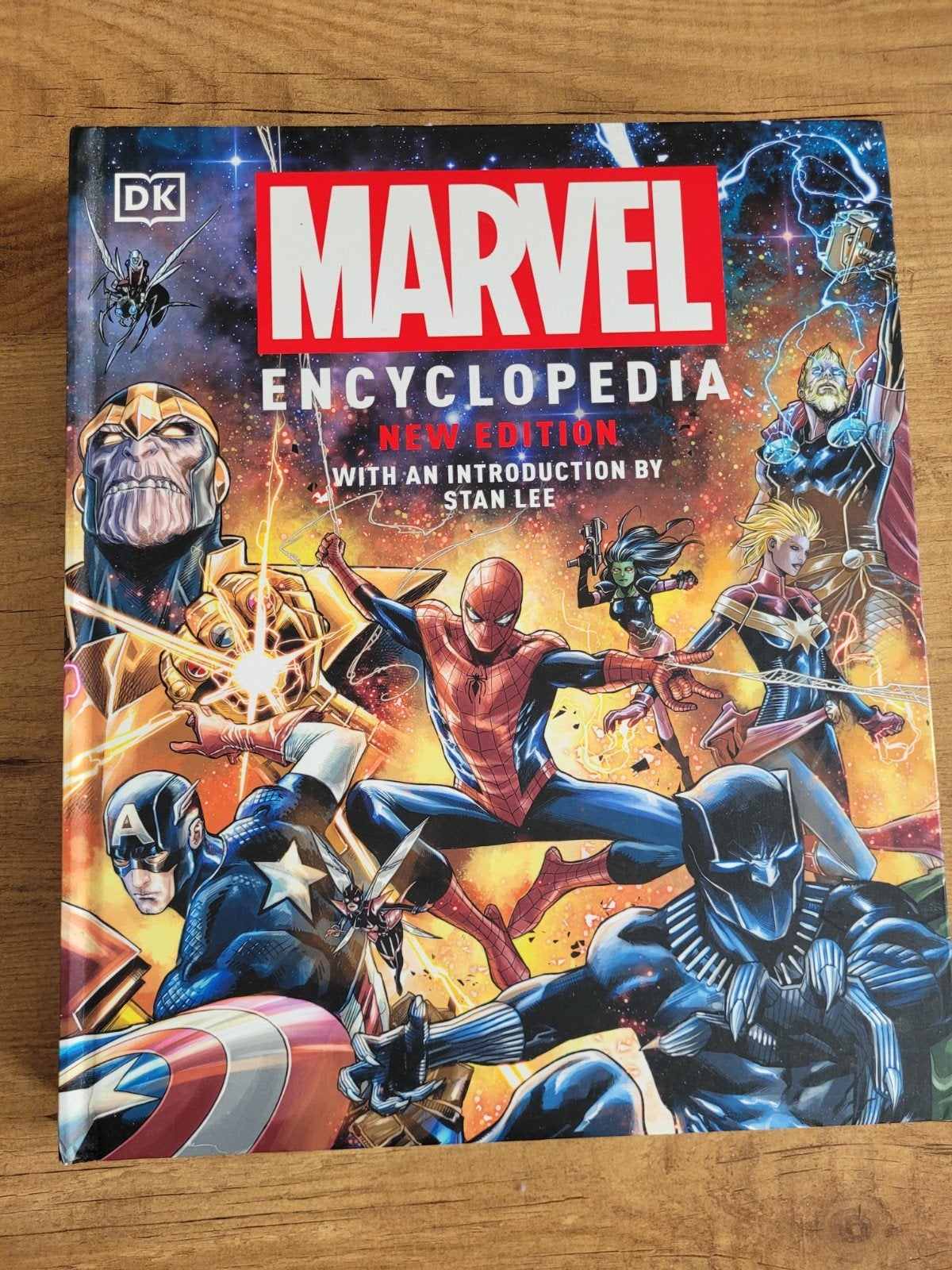 Marvel Encyclopedia New Edition - DK Boek, Ophalen of Verzenden, Zo goed als nieuw, Stan Lee (introductie)