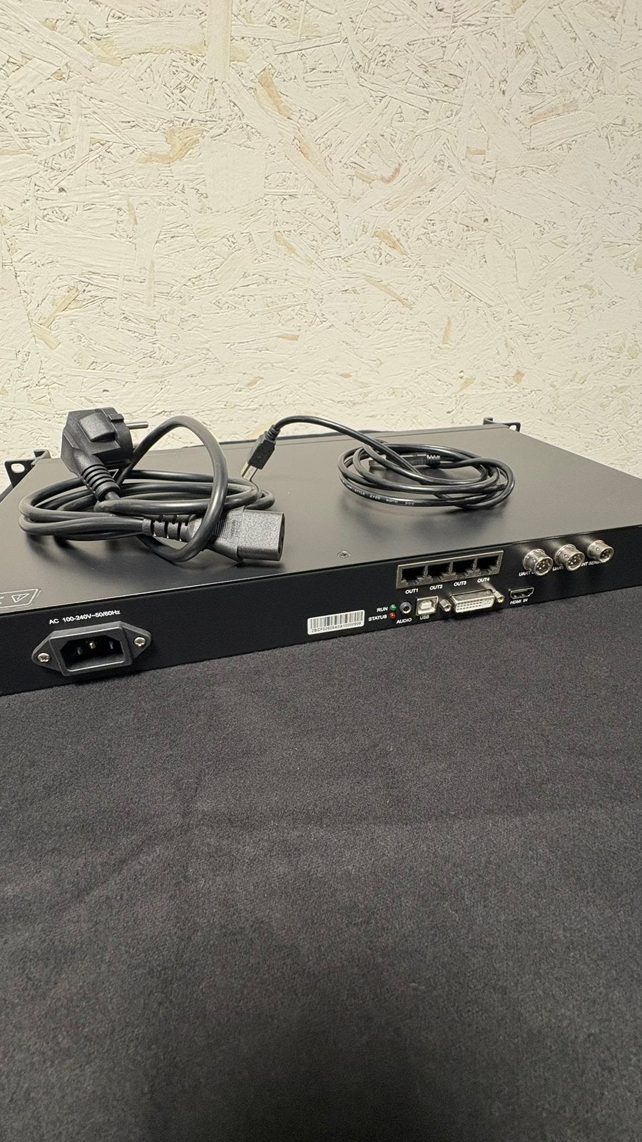 Novastar MCTRL600, Ophalen of Verzenden, Zo goed als nieuw, Audio
