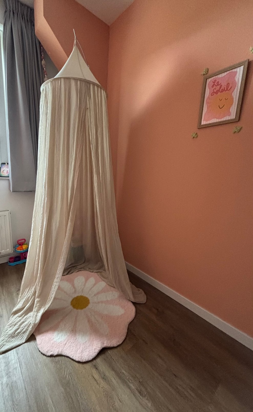 Beige klamboe met witte piekstok, Ophalen, Gebruikt, Klamboe
