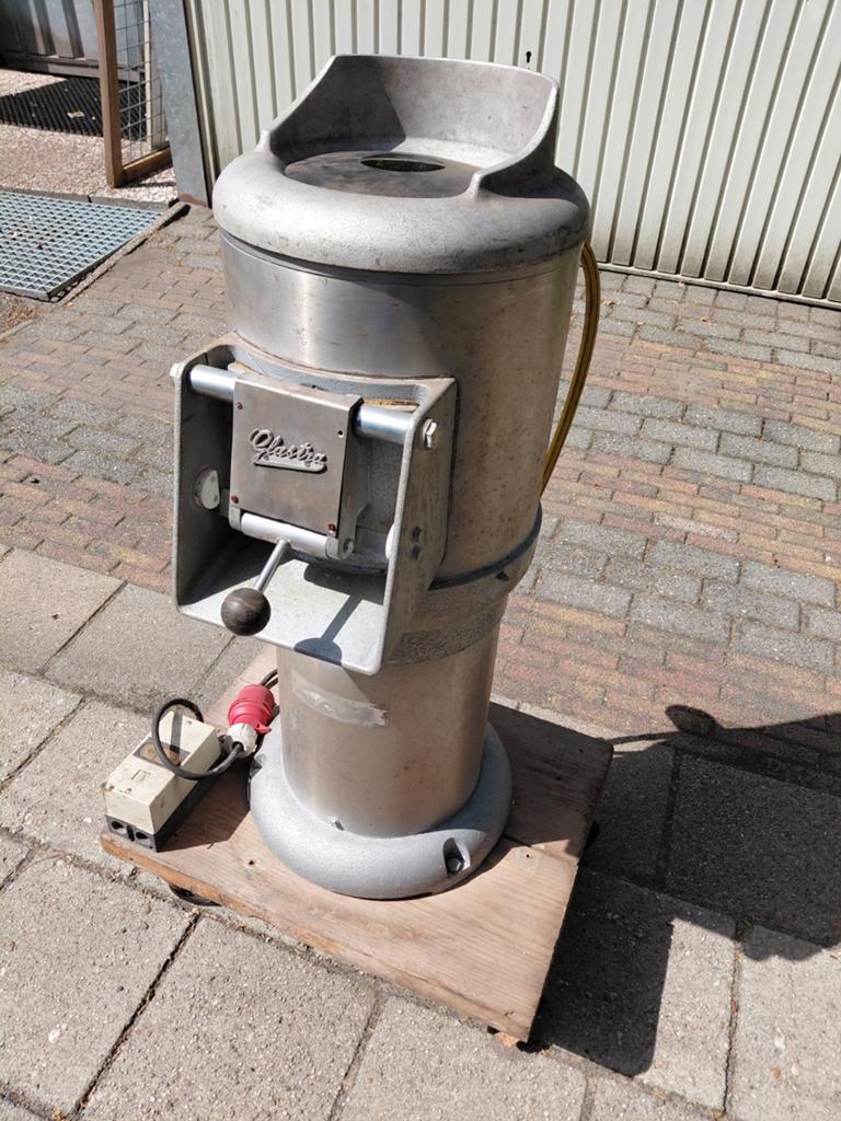 Aardappelschrap Machine Glastra, Ophalen