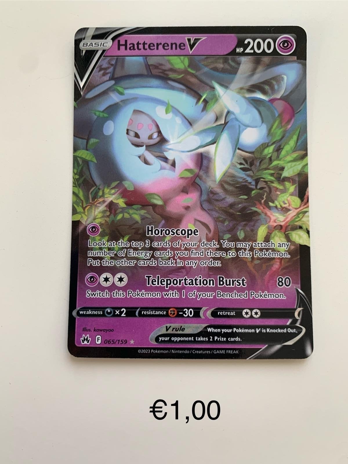 Pokémon Kaart: Hatterene V (065/159) - Zo goed als nieuw, Ophalen of Verzenden, Zo goed als nieuw, Losse kaart