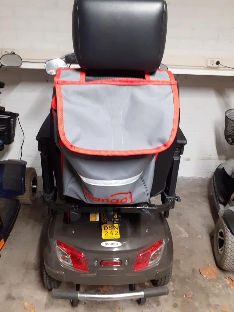 Mooie scootmobiel, Diversen, Ophalen, Zo goed als nieuw, 16 km/u of meer, Mango