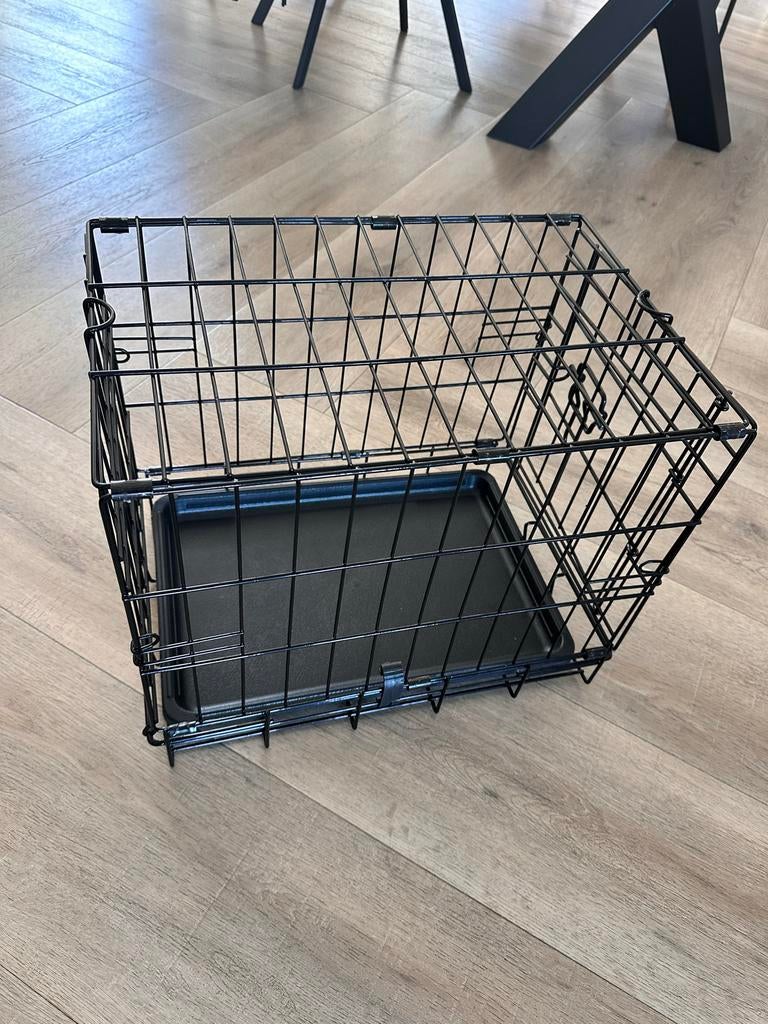 Te koop: kleine bench voor puppy, kleine hond of kat, Ophalen of Verzenden, Zo goed als nieuw