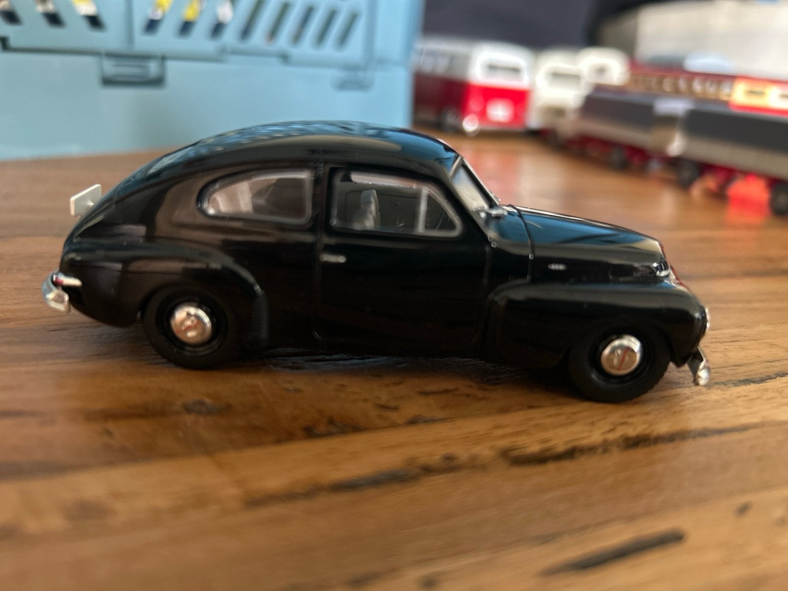 Zwart modelauto Volvo PV 444 - Zo goed als nieuw, Hobby en Vrije tijd, Ophalen of Verzenden, Zo goed als nieuw, Auto