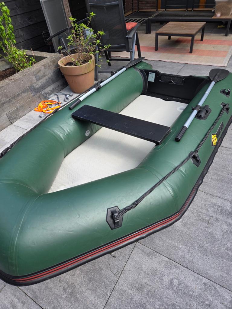 Rubberboot 290 meter in perfecte te staat., Watersport en Boten, Kano's, Zo goed als nieuw, Overige typen, Twee personen, Ophalen