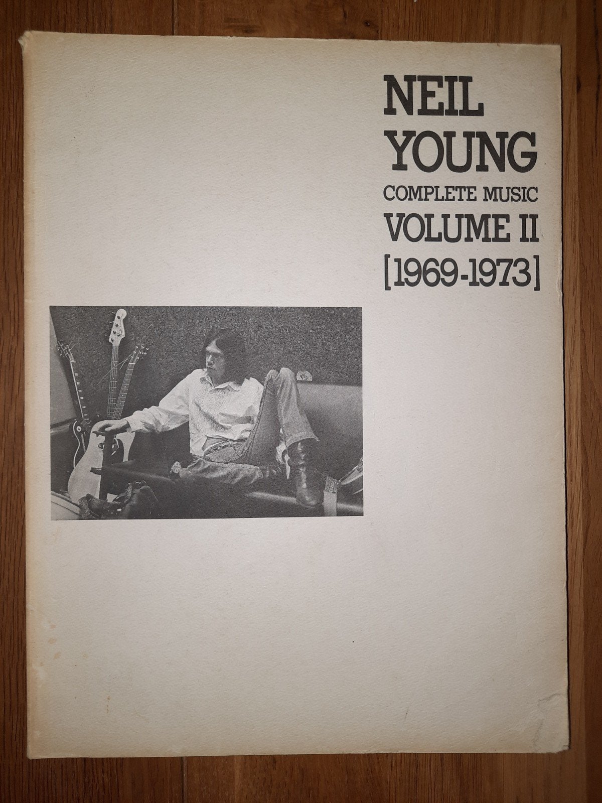 Neil Young Complete Music , Volume 2, 1969-1973, Gebruikt, Gitaar, Ophalen of Verzenden, Artiest of Componist