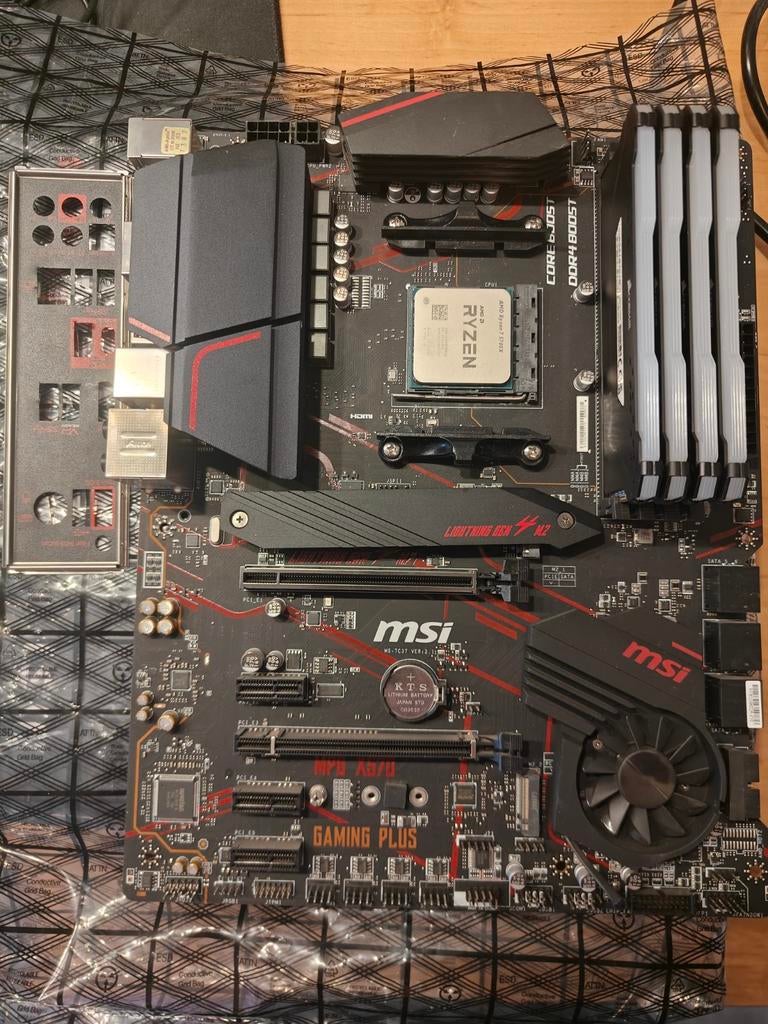 AM4 Upgrade Set | MSI X570 | Ryzen 7 5700X | 32GB RGB RAM, Computers en Software, Moederborden, Ophalen, Gebruikt, DDR4, Socket AM4