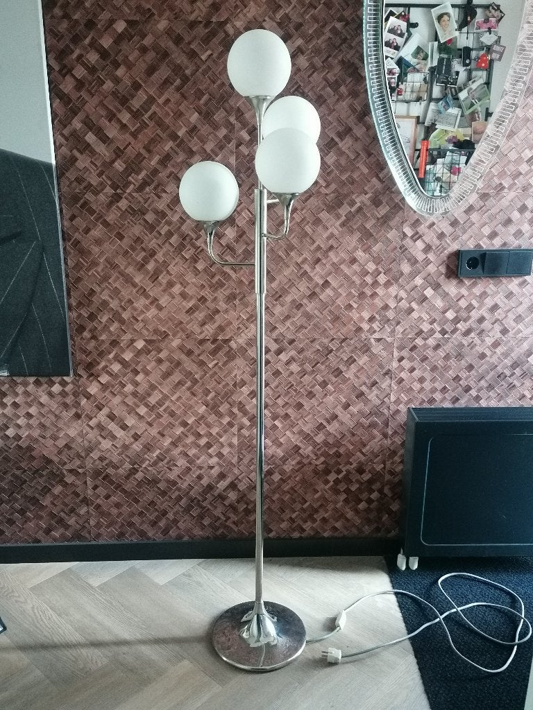 vintage design lamp chroom met witte opaline glazen bollen, Ophalen