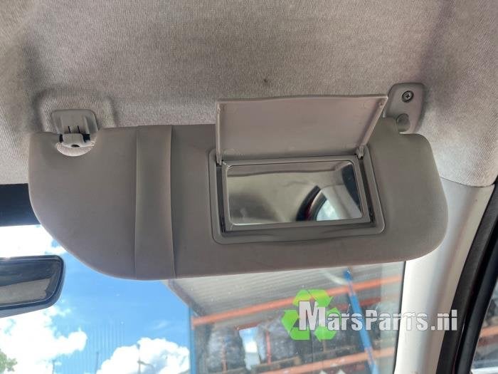 Zonneklep van een Peugeot 107, Auto-onderdelen, Gebruikt, -, -, Ophalen of Verzenden