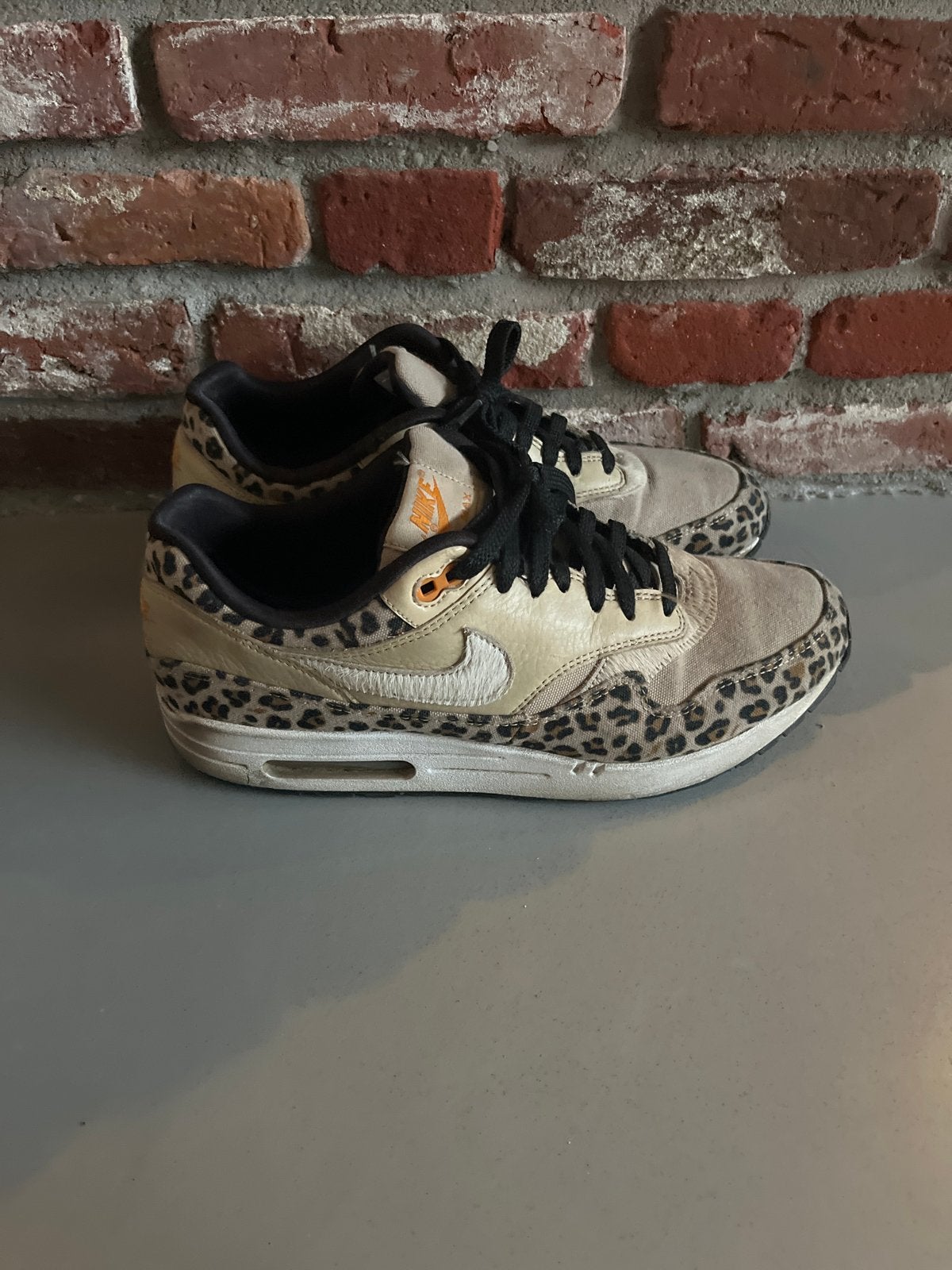 Nike Air Max 1 Leopard sneaker, Kleding | Heren, Schoenen, Ophalen of Verzenden, Gedragen, Overige kleuren, Sneakers of Gympen