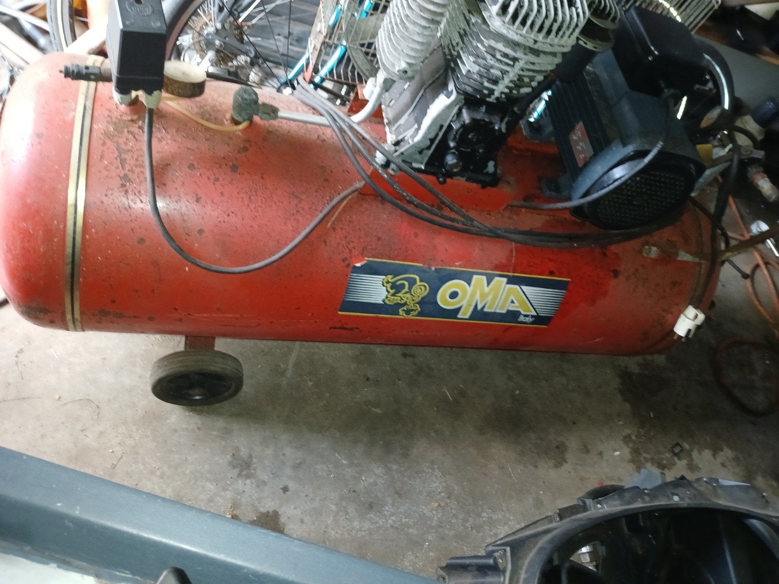 OMA Compressor - Gebruikt, 2.6 kW, 220V, 100 liter of meer, Ophalen, Gebruikt