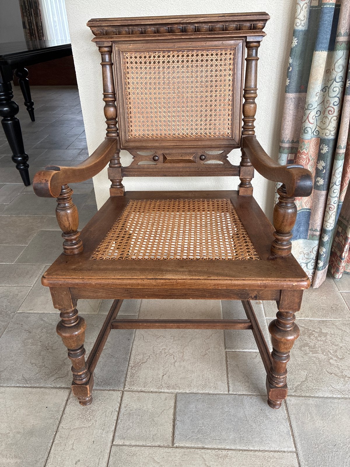 Antieke houten stoel met rieten zitting en rugleuning, Antiek en Kunst, Antiek | Meubels | Stoelen en Banken, Ophalen