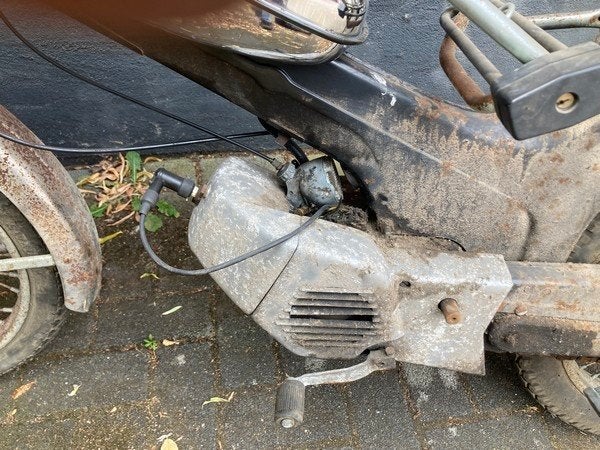 Tomos 4L met 5-bak zonder kenteken rijdend, Fietsen en Brommers, Ophalen, Gebruikt, Overige modellen, Maximaal 45 km/u