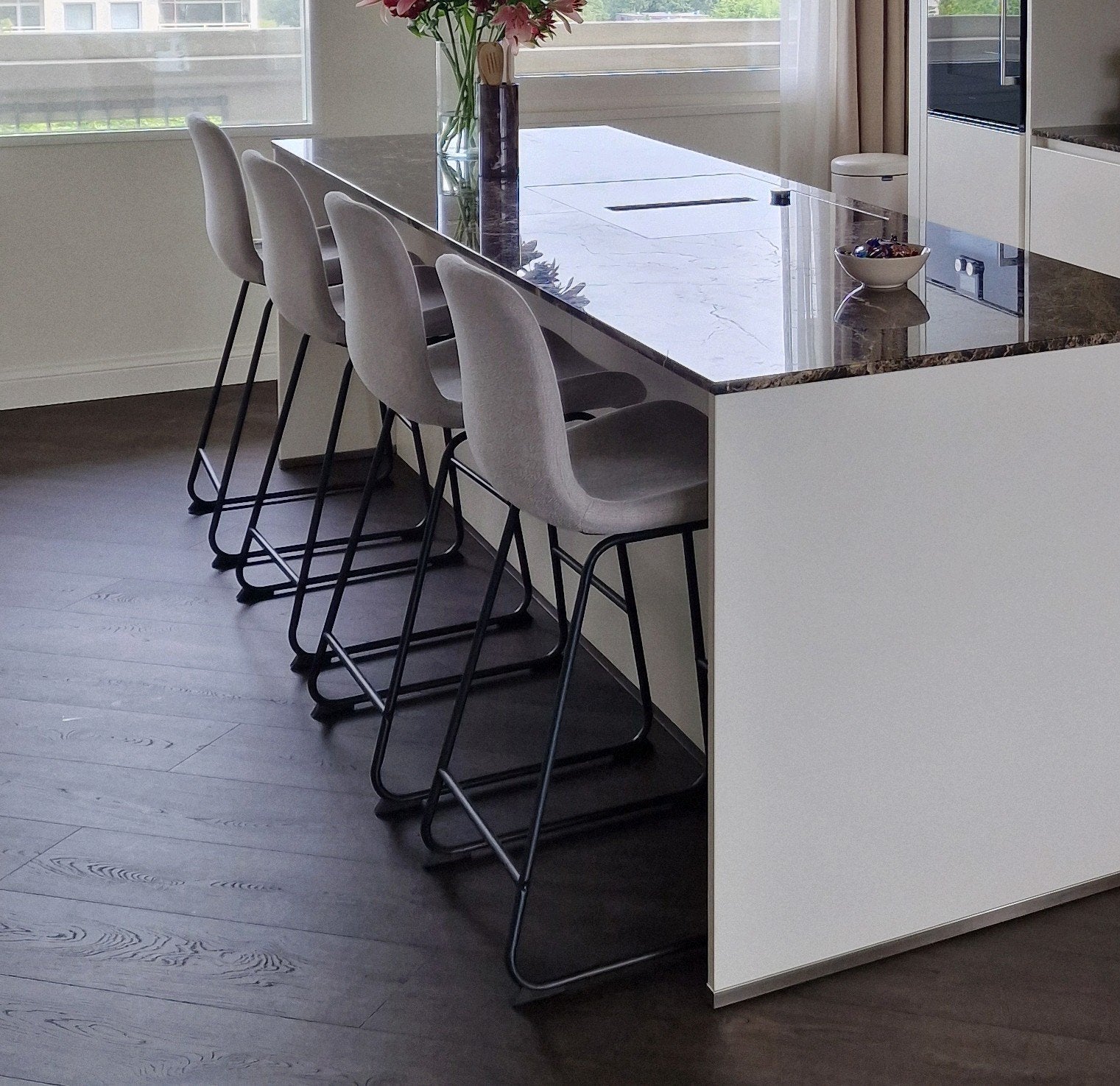 Beige creme barkruk kookeiland kruk. Merk nolon
