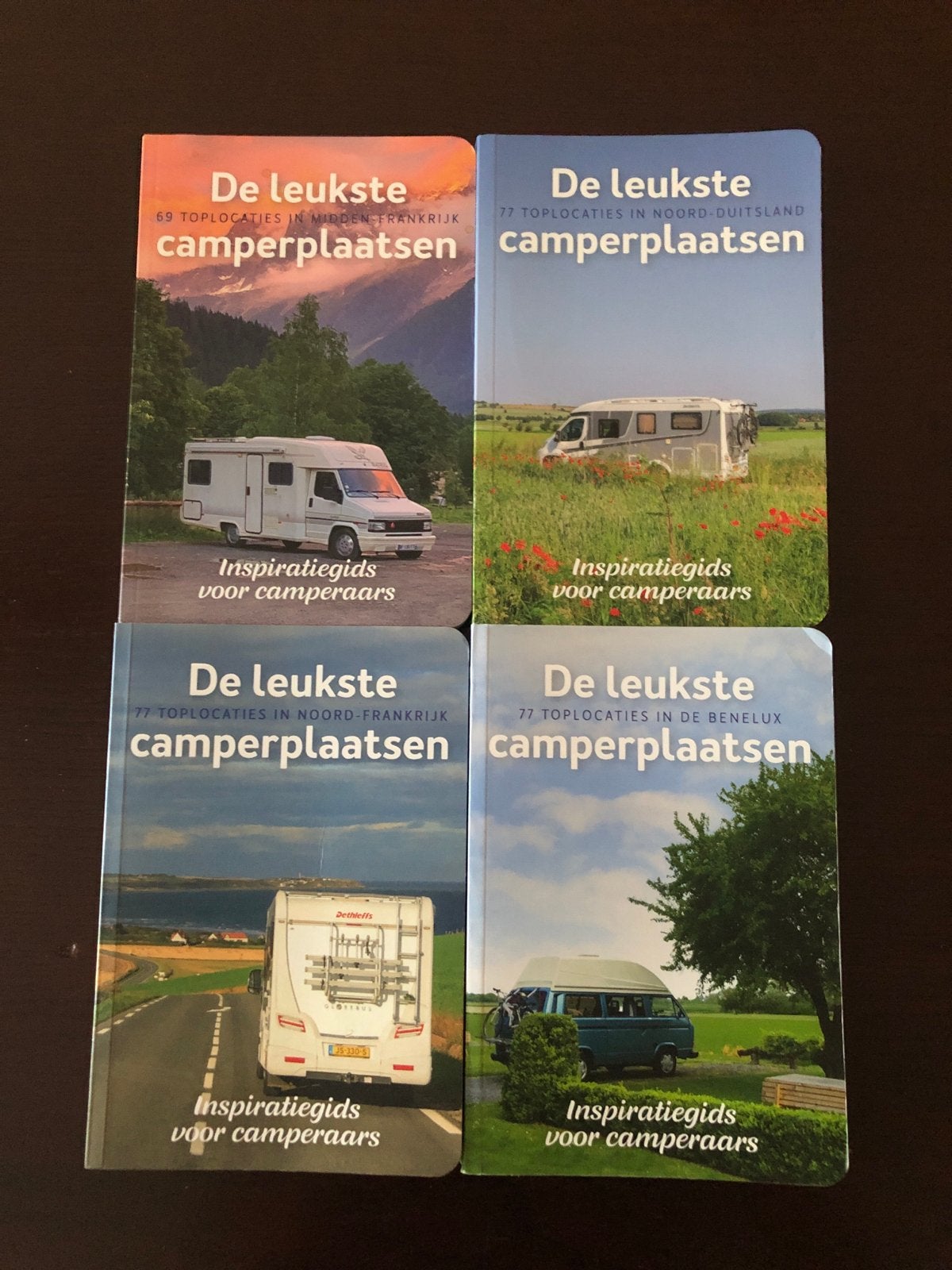 4x De Leukste Camperplaatsen - Inspiratiegids voor camperaar, Boeken, Reisgidsen, Overige merken, Ophalen of Verzenden, Zo goed als nieuw