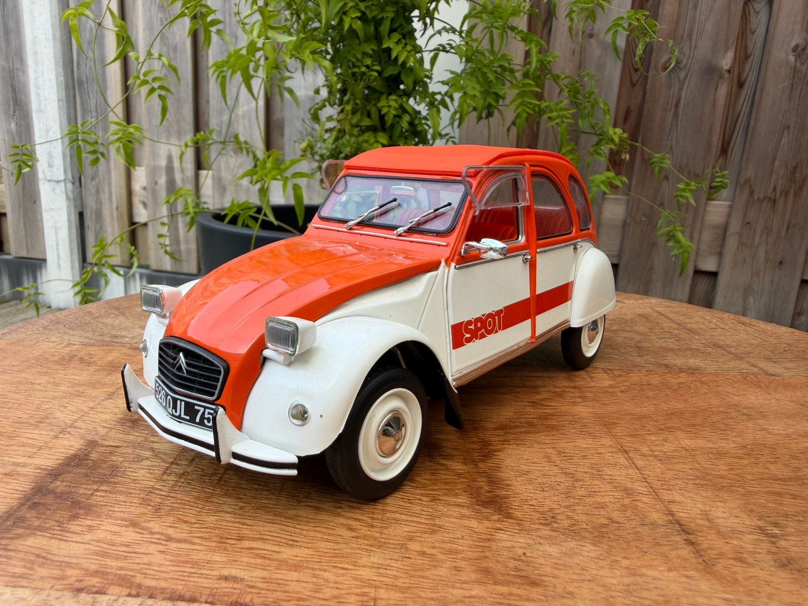 Solido Citroën 2CV Spot Eend 1:18, Ophalen of Verzenden, Zo goed als nieuw, Auto, Solido