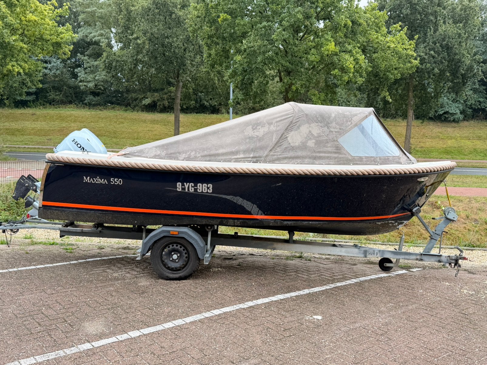 Z.G.A.N. Maxima 550 Sloep - 2024, Honda 40 pk, 49 vaaruur!, Watersport en Boten, Ophalen, Zo goed als nieuw, Buitenboordmotor