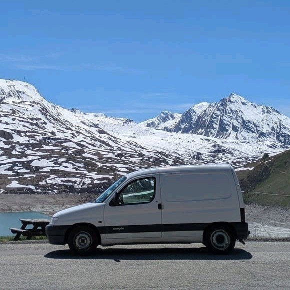 Fantastische Berlingo minicamper met lekke koppakking, Voorwielaandrijving, 4 cilinders, Origineel Nederlands, Particulier