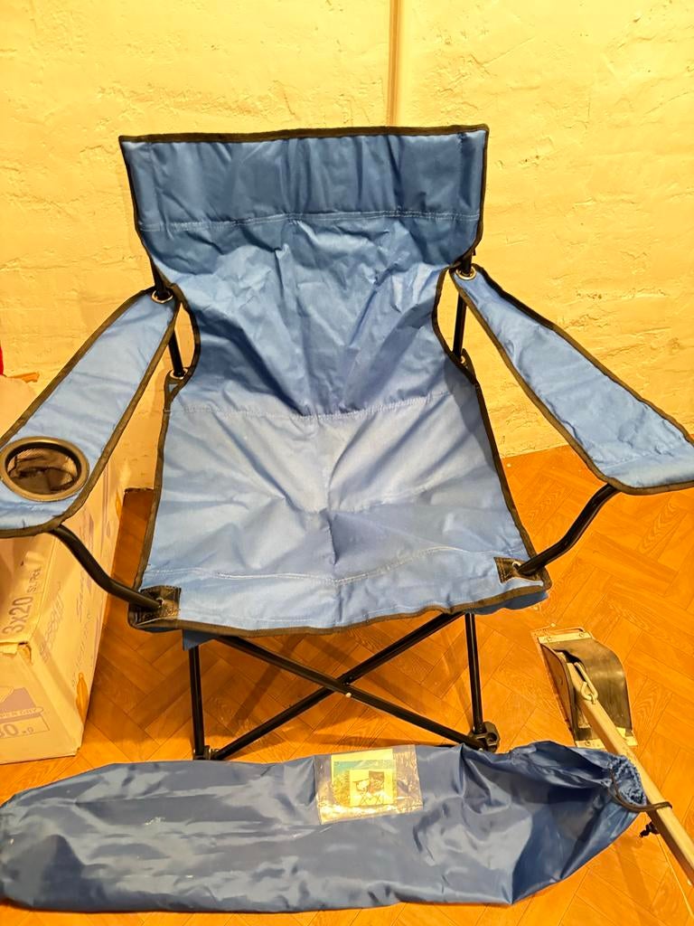 Blauwe campingstoel met drankhouder, Ophalen, Gebruikt, Campingstoel