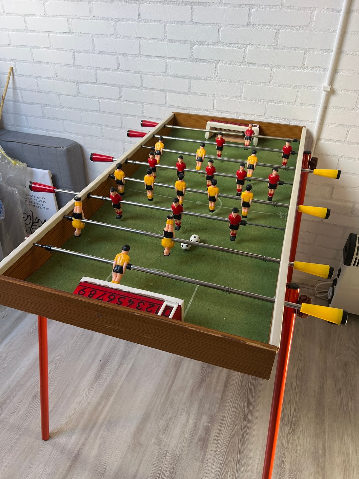 Voetbaltafel (nostalgie) - Werkt naar behoren, Ophalen, Gebruikt