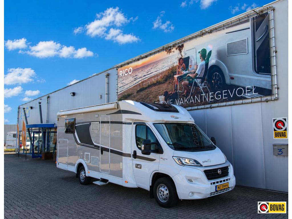 Carado T 447 Perfect10/Lengtebedden, Caravans en Kamperen, Ringverwarming, Fiat, Bedrijf, Airbags