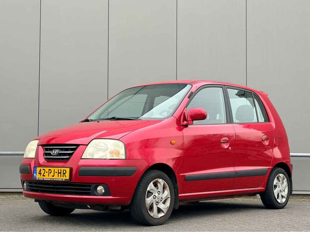 2004 Hyundai Atos automaat nap Personenauto, 15 km/l, Gebruikt, 31 €/maand, 4 cilinders